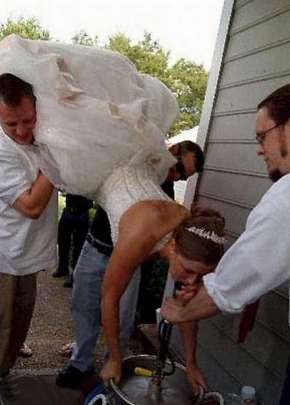 Невеста раздевается для своего жениха