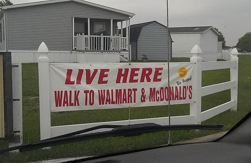 Funny-Signs-Walk-to-Walmart.jpg