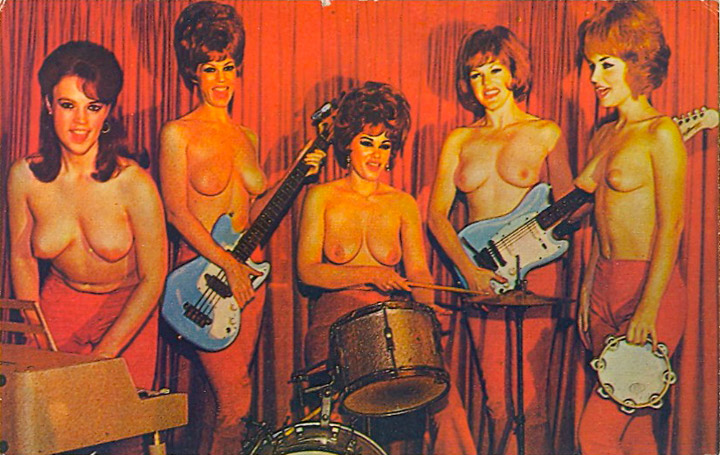Naked Female Rock Band 22