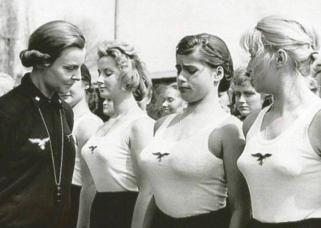 vintage-ww-II-snap-nazi-women-boob-check.jpg