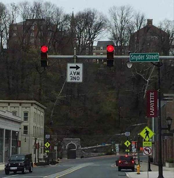 had-one-job-road-sign-uside-down.jpg