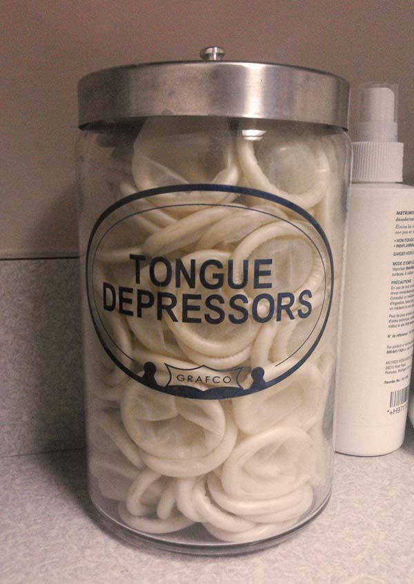 [Image: funny-condoms-tongue-depressors.jpg]