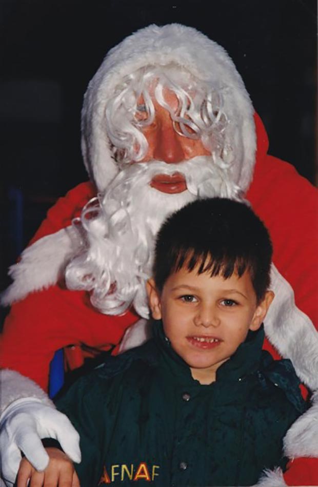33 Awkward Christmas Photos ~ Funny Family Holidays | Team Jimmy Joe